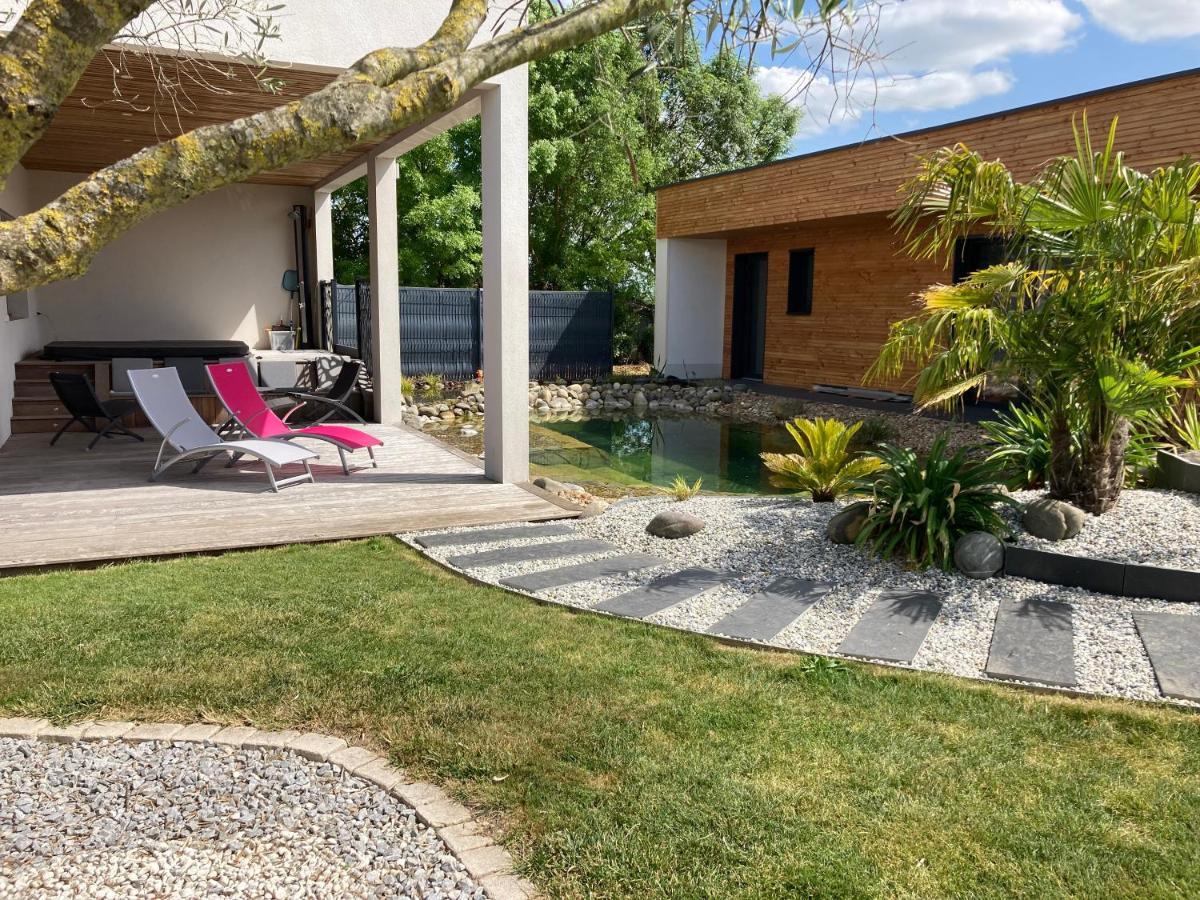 Adorable Studio D'Hote Zen Et Paisible Les Gonds Exterior photo